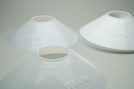 Комплект конусов для тренировок Mitre 10 штук (Белые)