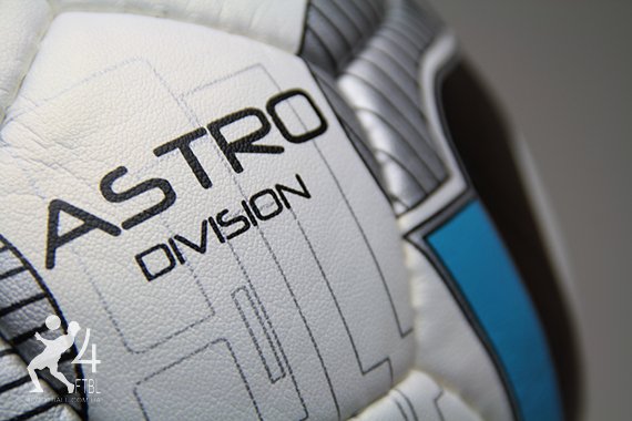Футбольный мяч повышенной прочности Mitre Astro Division BB8037WBS
