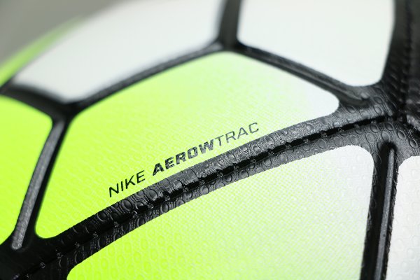 Футбольний м'яч Nike Strike "Aerow Trac" Розмір-5 LFP | SC2732-100 | Полупро SC2732-100