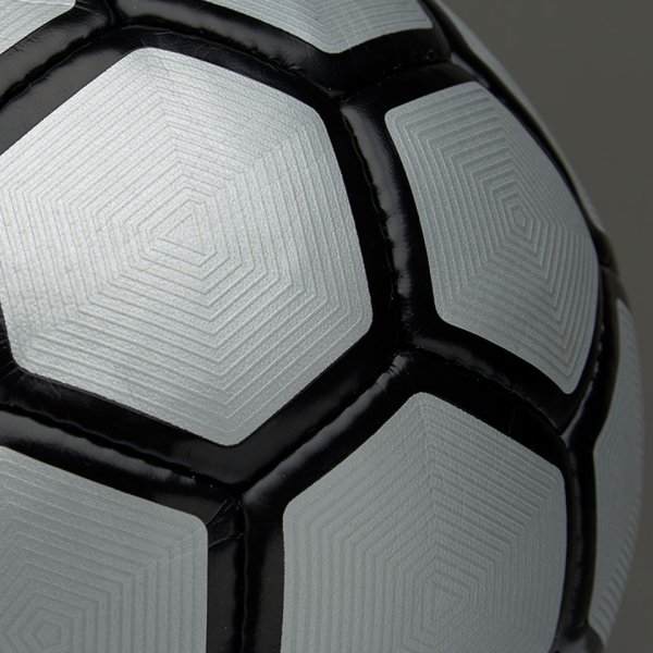 Мяч повышенной прочности Nike DURO Размер·4 REFLECTX PLATINUM SC3035-015 SC3035-015