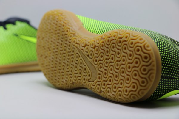 Детские футзалки Nike Bravatax II JR IC 844438-070 black-yellow 844438-070