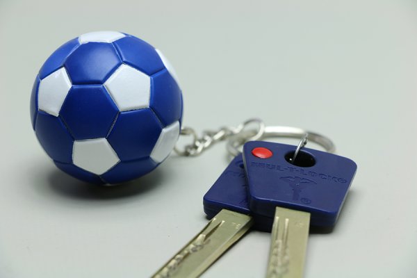 Брелок для ключей - Футбольный мяч | Синий